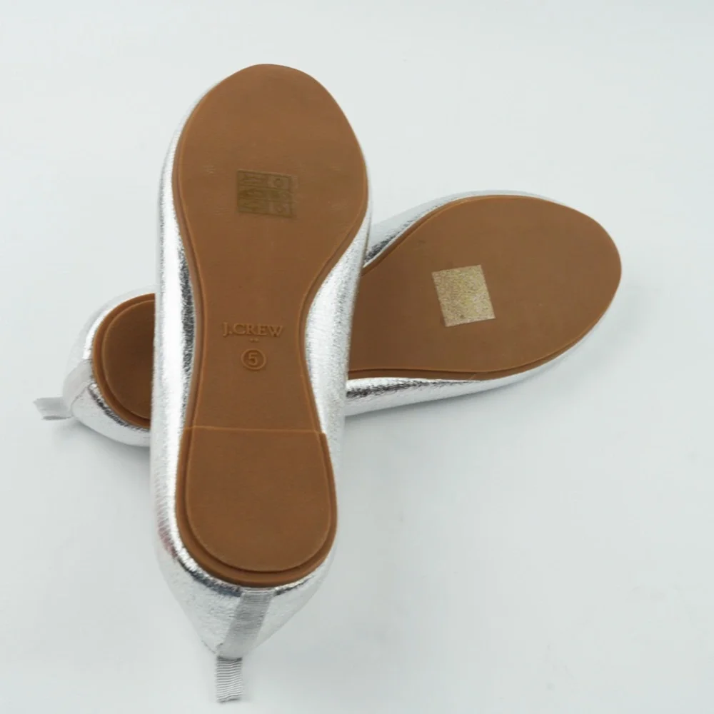 New CREWCUTS JCREW Girls Size 5 K5 Metallic Ballet Flats in Silver $59 BS623
